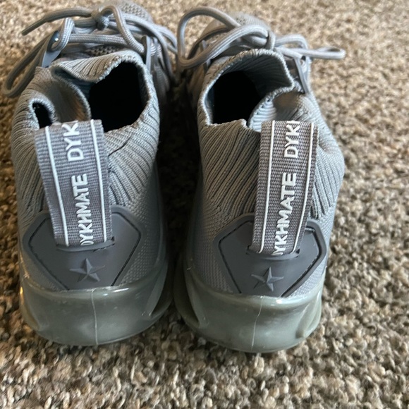 Running Shoes - Picture 3 of 6